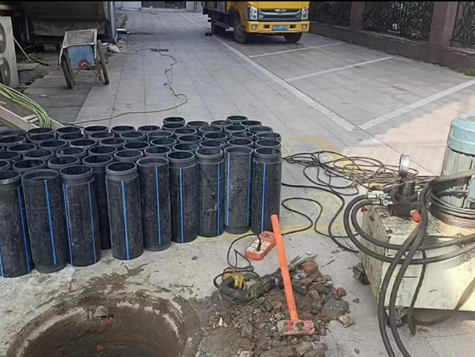 海口PE置换管厂家 DN315置换管 非开挖管短管置换